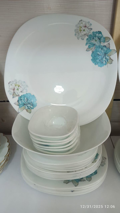 سرویس آکروپال ۲۶ پارچه ۶ نفره طرح گل